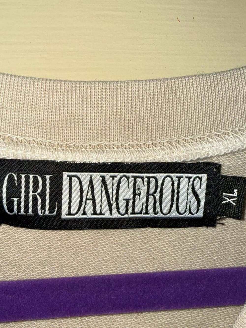 GIRL DANGEROUS Stay Wild Cropped Sweatshirt - Picture 6 of 6